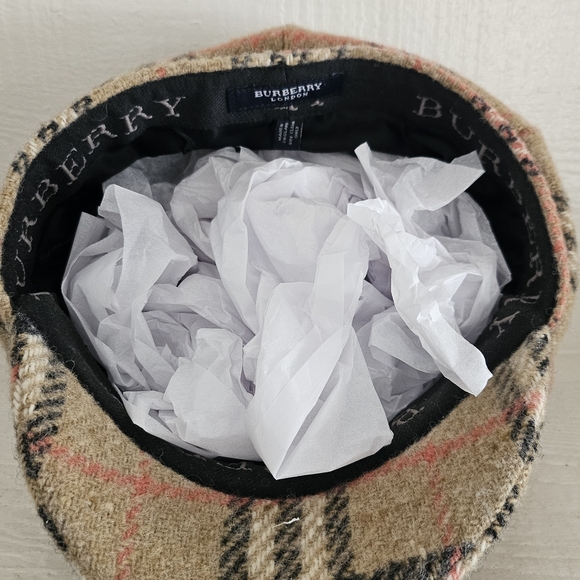 Burberry Beige and Black Plaid Cap - Picture 4 of 6